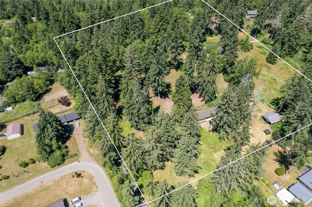 7211 E Grapeview Loop Allyn WA 98524