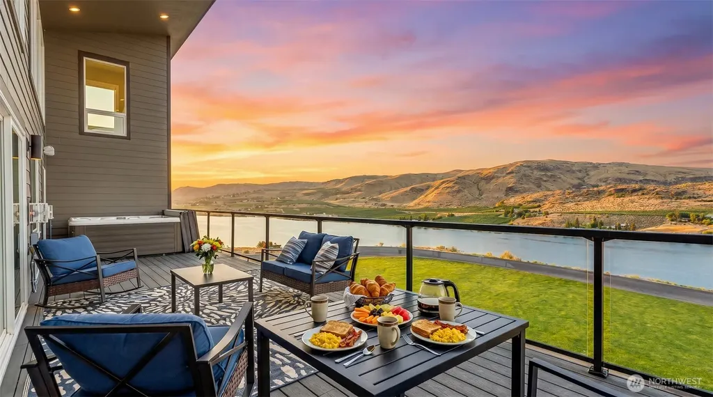 44 Osprey Nest Road Pateros WA 98846