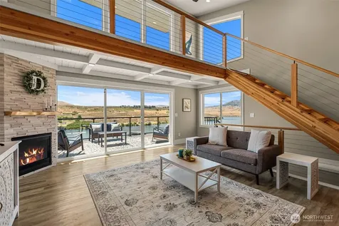 44 Osprey Nest Road Pateros WA 98846