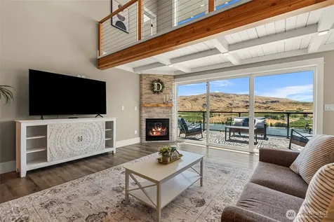 44 Osprey Nest Road Pateros WA 98846