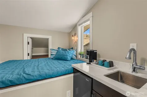 44 Osprey Nest Road Pateros WA 98846