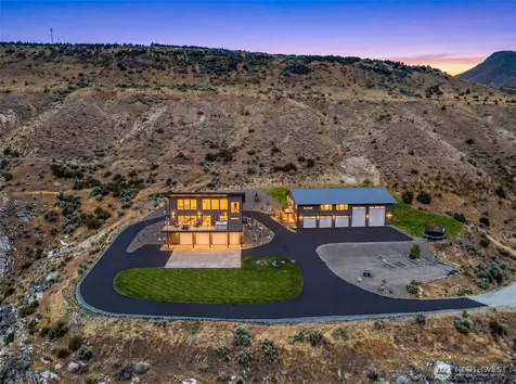 44 Osprey Nest Road Pateros WA 98846