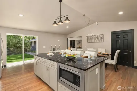 14320 177th Avenue SE Renton WA 98059