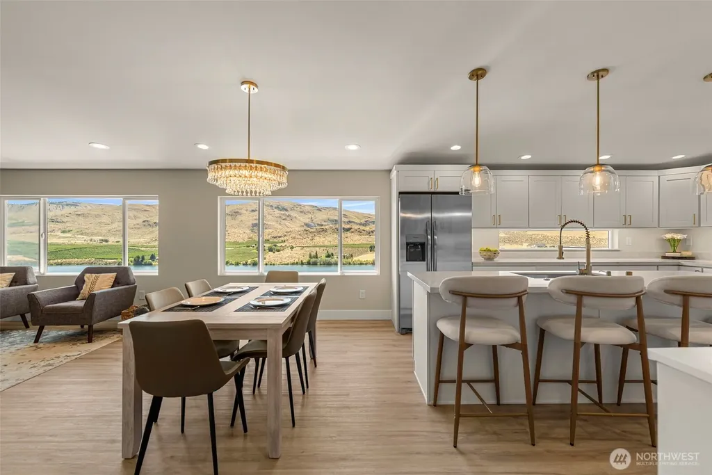 42 Osprey Nest Road Pateros WA 98846