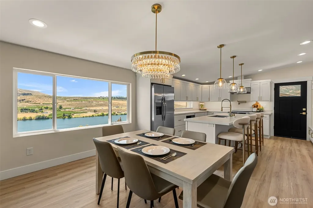 42 Osprey Nest Road Pateros WA 98846