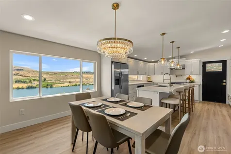 42 Osprey Nest Road Pateros WA 98846
