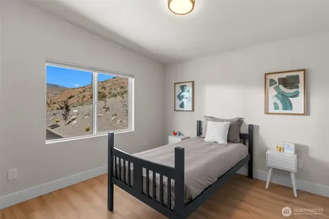 42 Osprey Nest Road Pateros WA 98846