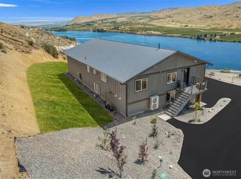 42 Osprey Nest Road Pateros WA 98846