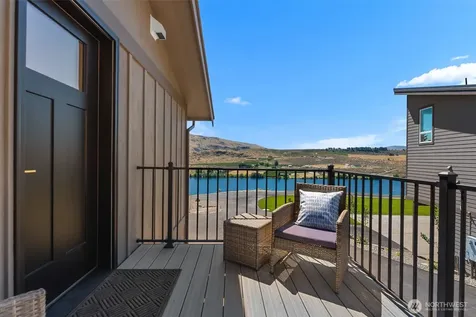 42 Osprey Nest Road Pateros WA 98846