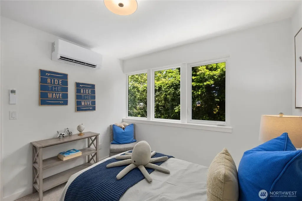512 N 92nd Street Seattle WA 98103