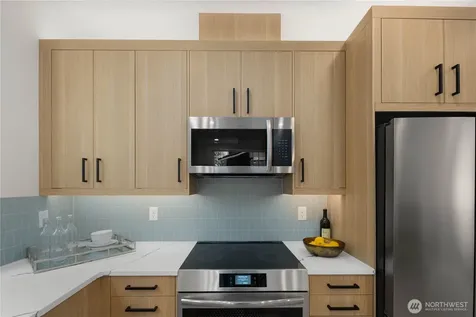 512 N 92nd Street Seattle WA 98103