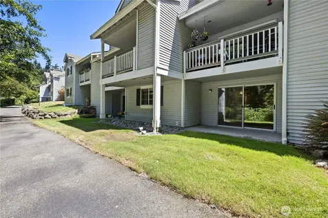 23301 Cedar Way Mountlake Terrace WA 98043
