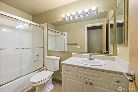 23301 Cedar Way Mountlake Terrace WA 98043