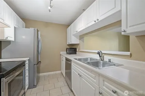 23301 Cedar Way Mountlake Terrace WA 98043