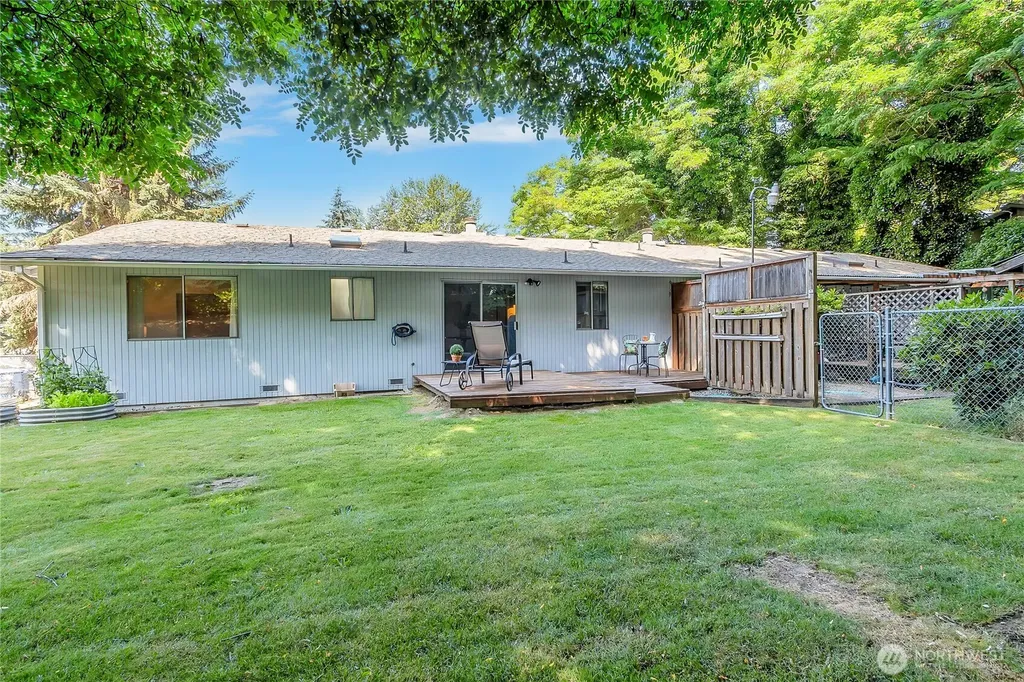 11215 89th Avenue Ct E Puyallup WA 98373