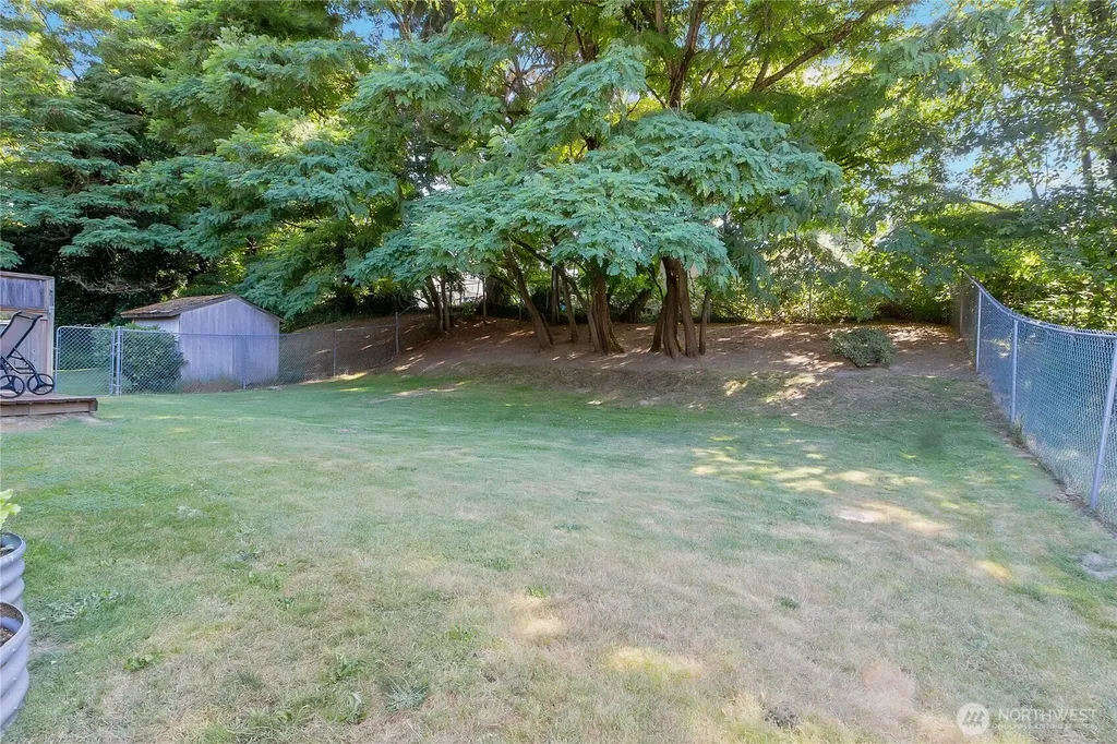 11215 89th Avenue Ct E Puyallup WA 98373