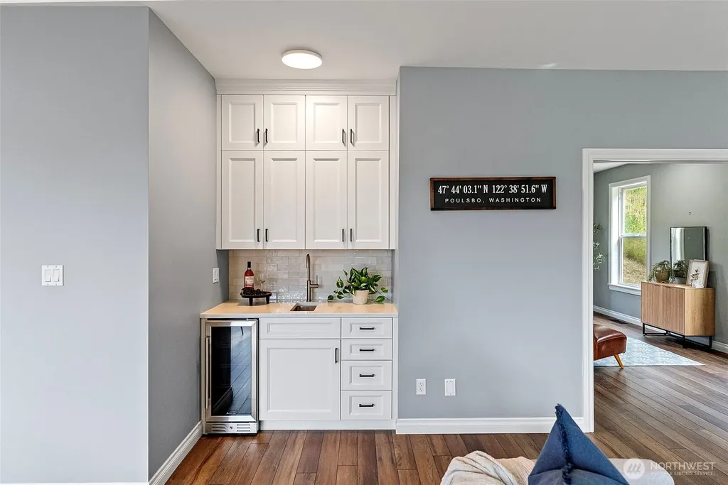 2606 NE Lillehammer Lane Poulsbo WA 98370