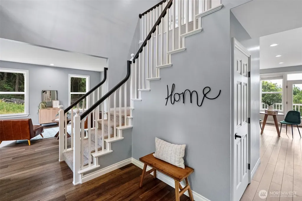 2606 NE Lillehammer Lane Poulsbo WA 98370