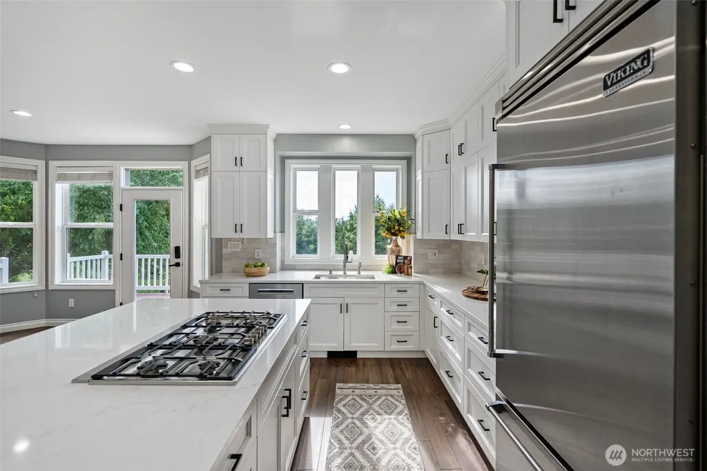 2606 NE Lillehammer Lane Poulsbo WA 98370