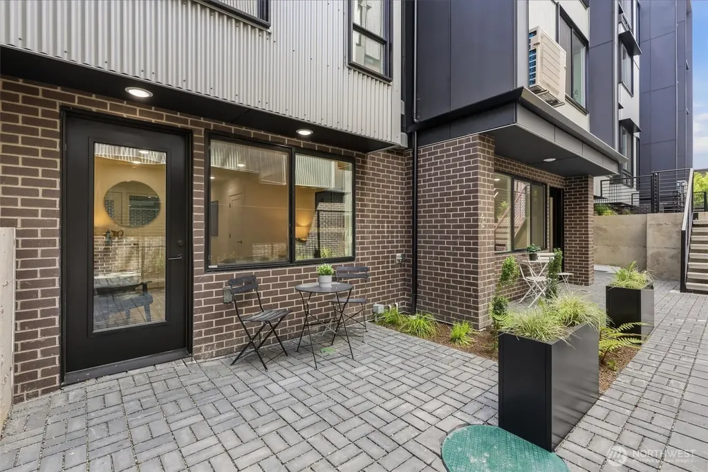 2019 Minor Avenue E Seattle WA 98102