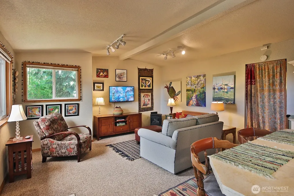 4225 Beach Drive Freeland WA 98249