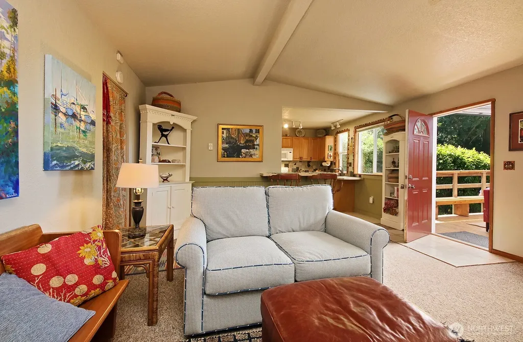 4225 Beach Drive Freeland WA 98249