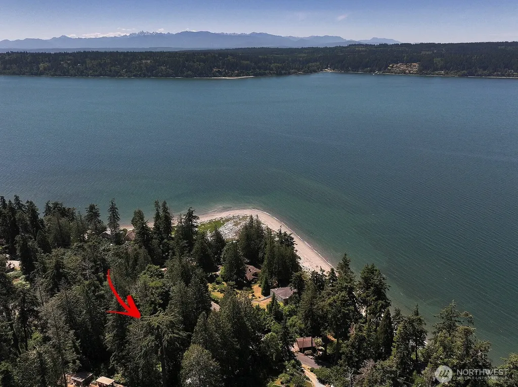 4225 Beach Drive Freeland WA 98249
