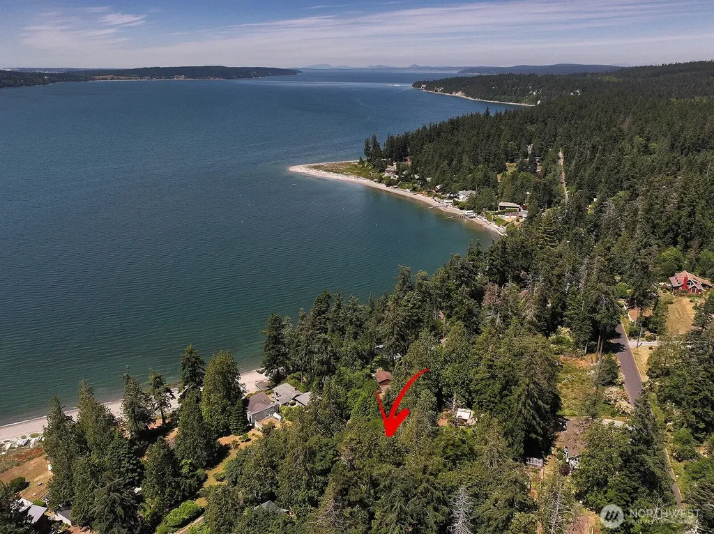 4225 Beach Drive Freeland WA 98249