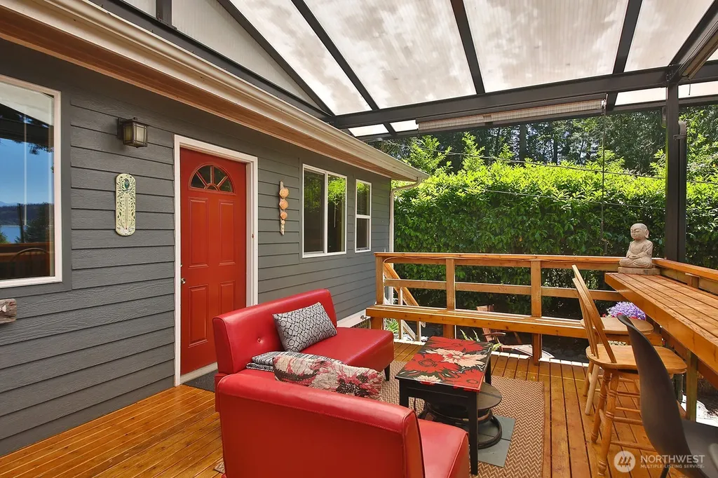 4225 Beach Drive Freeland WA 98249