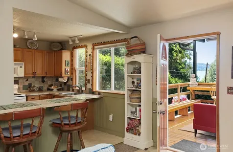 4225 Beach Drive Freeland WA 98249