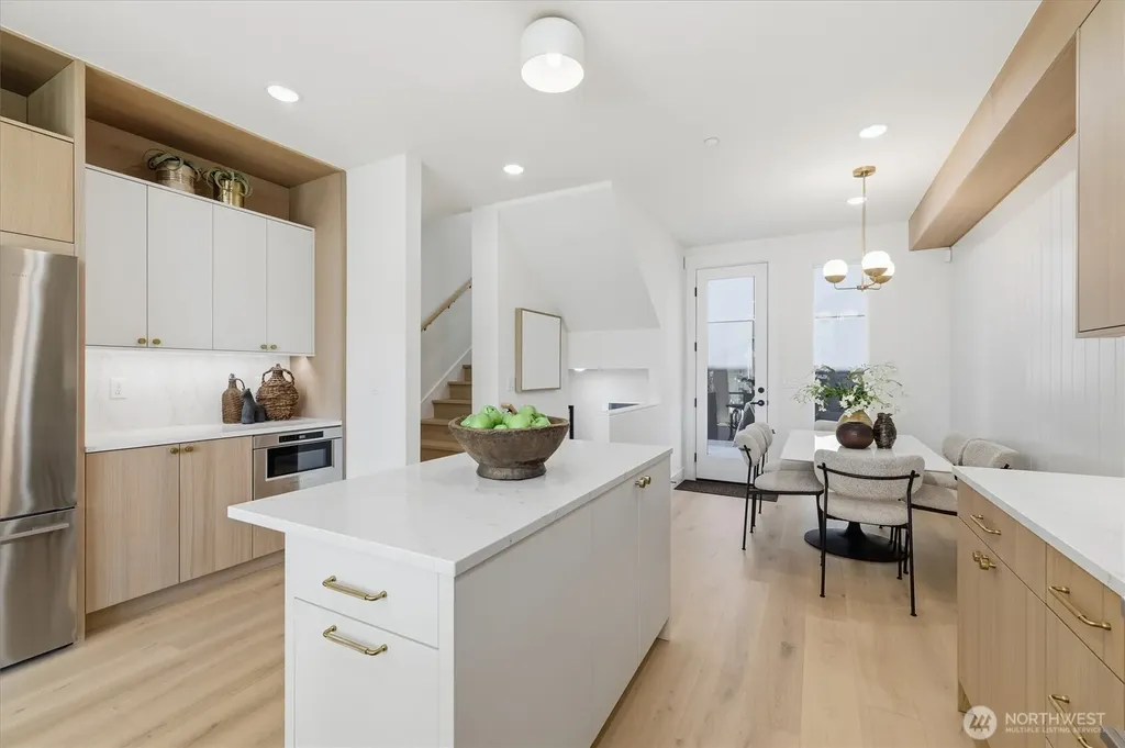 2010 Fairview Avenue E Seattle WA 98102