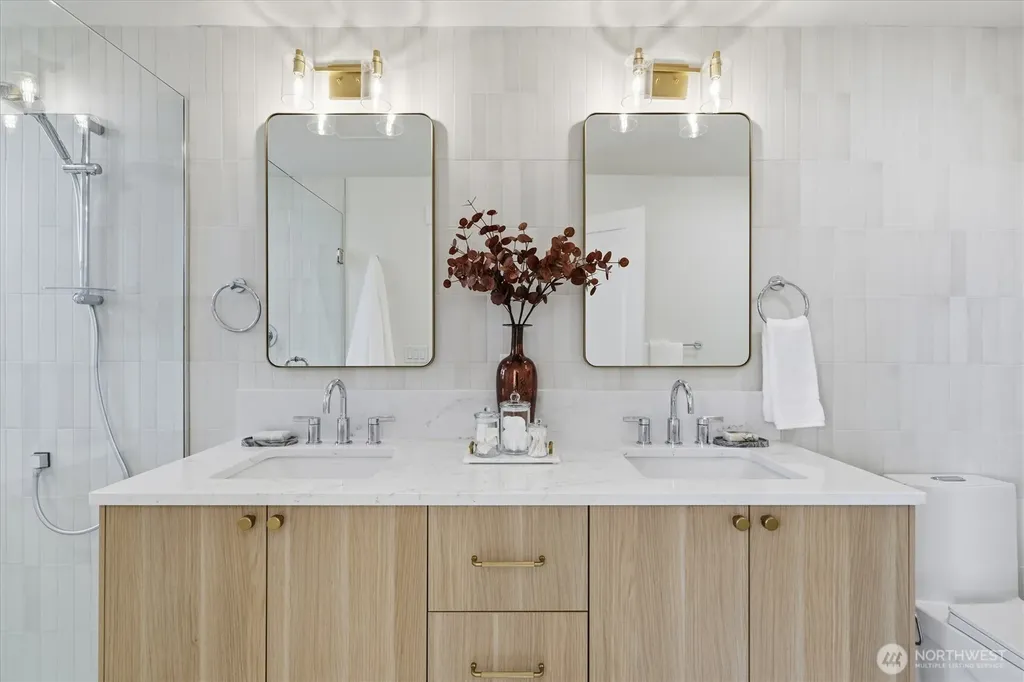2010 Fairview Avenue E Seattle WA 98102