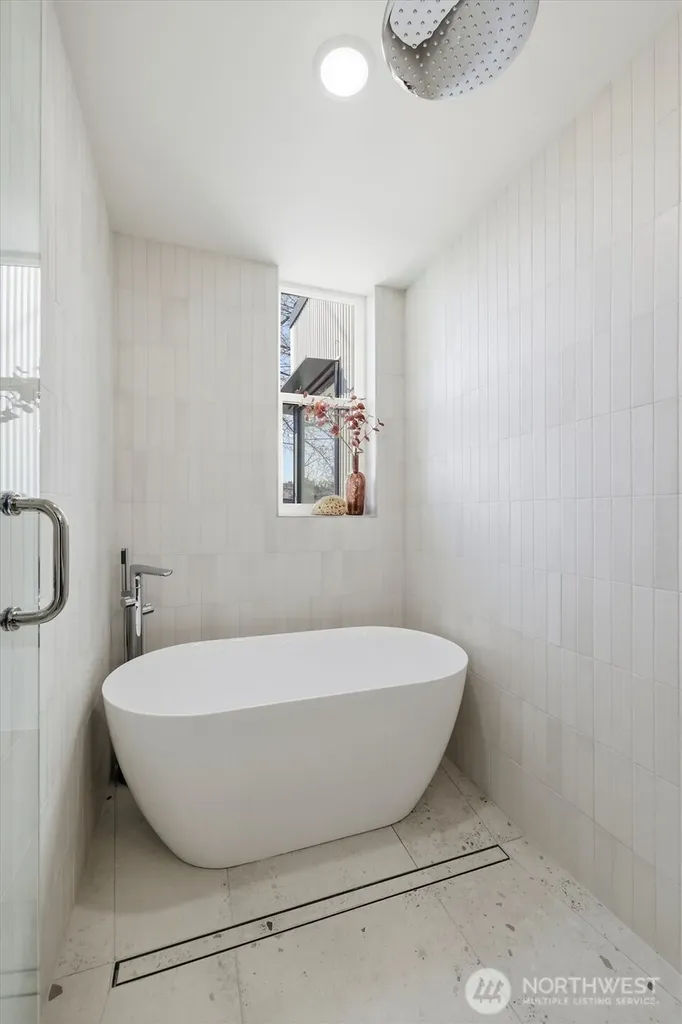 2010 Fairview Avenue E Seattle WA 98102