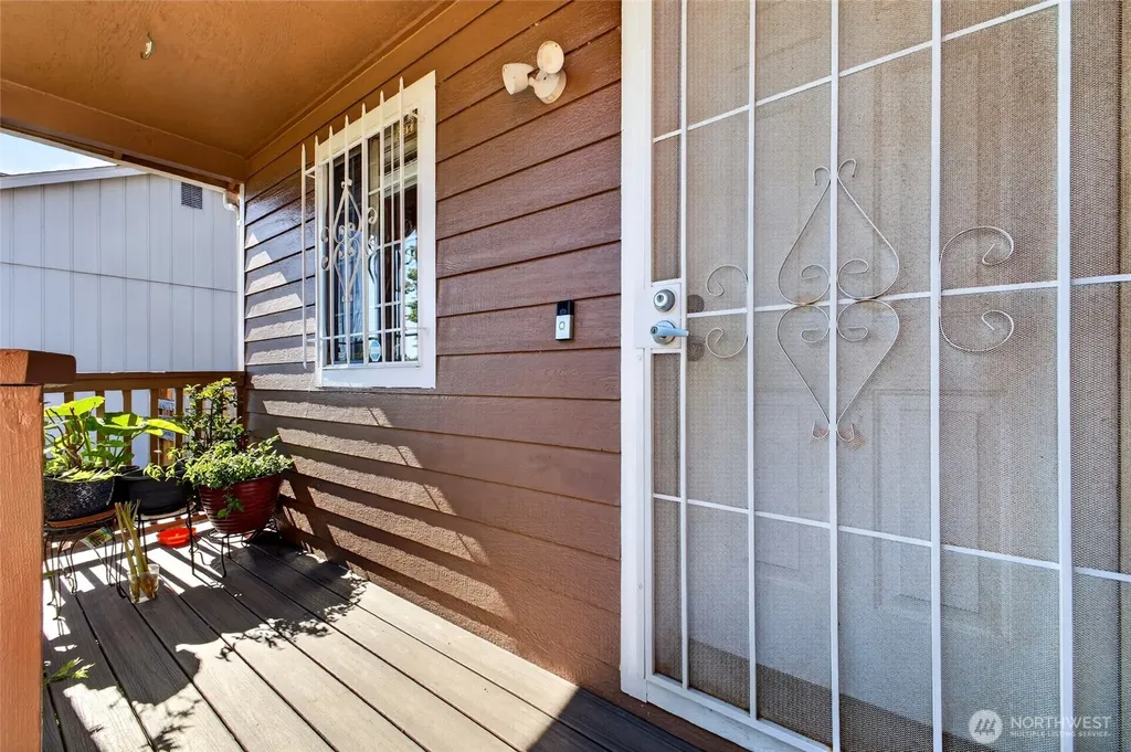401 E 69th Street Tacoma WA 98404