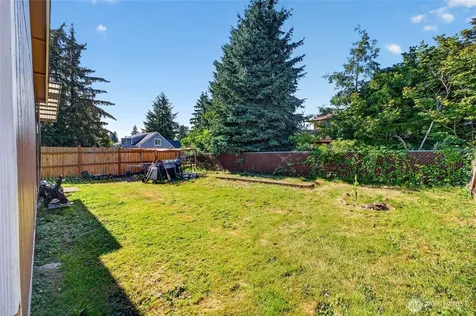 401 E 69th Street Tacoma WA 98404