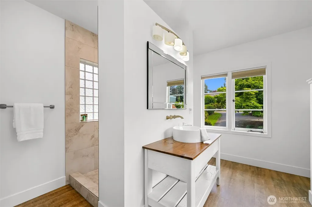 245 Middlefield Road Bellingham WA 98225