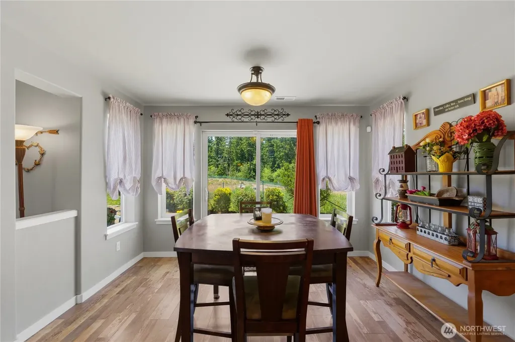 4392 Chanting Circle SW Port Orchard WA 98367
