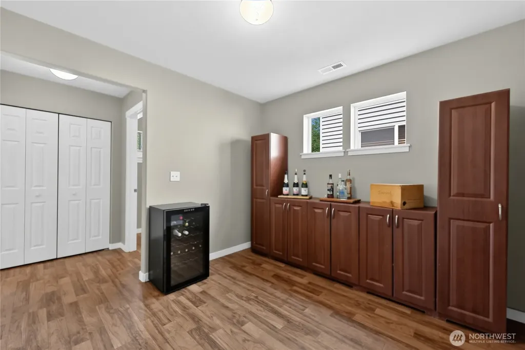 4392 Chanting Circle SW Port Orchard WA 98367