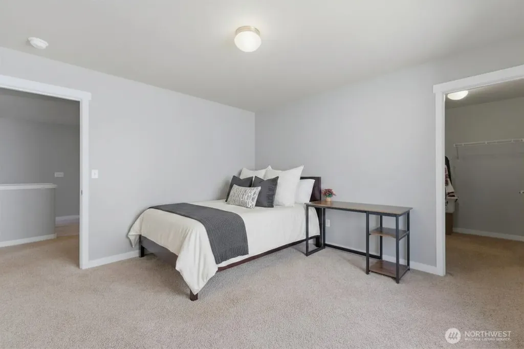 4392 Chanting Circle SW Port Orchard WA 98367