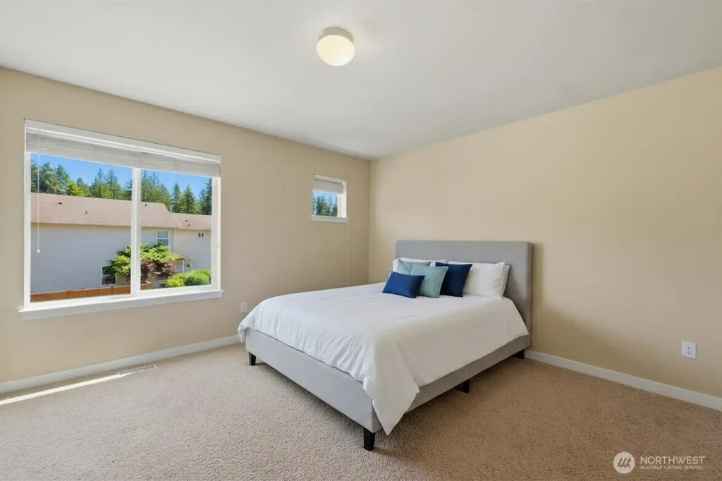 4392 Chanting Circle SW Port Orchard WA 98367