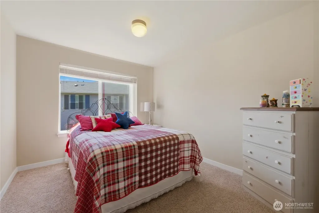 4392 Chanting Circle SW Port Orchard WA 98367