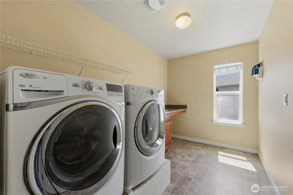 4392 Chanting Circle SW Port Orchard WA 98367