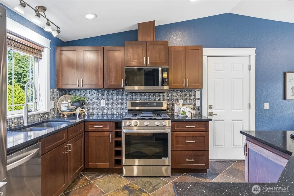 2365 Heather Drive Ferndale WA 98248