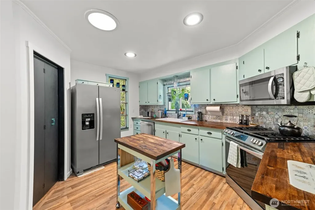 381 NE Tahuya Boulevard Tahuya WA 98588