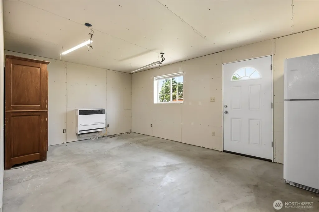 10305 187th Avenue SW Rochester WA 98579
