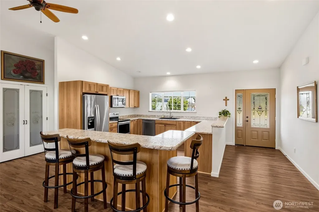 10305 187th Avenue SW Rochester WA 98579