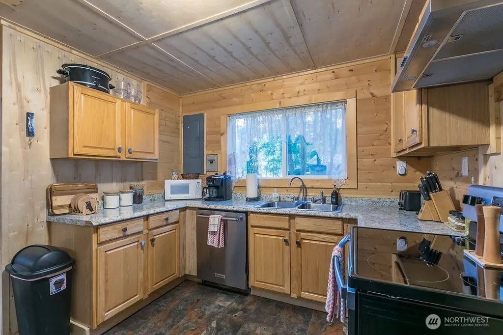 117 Butter Creek Lane Packwood WA 98361
