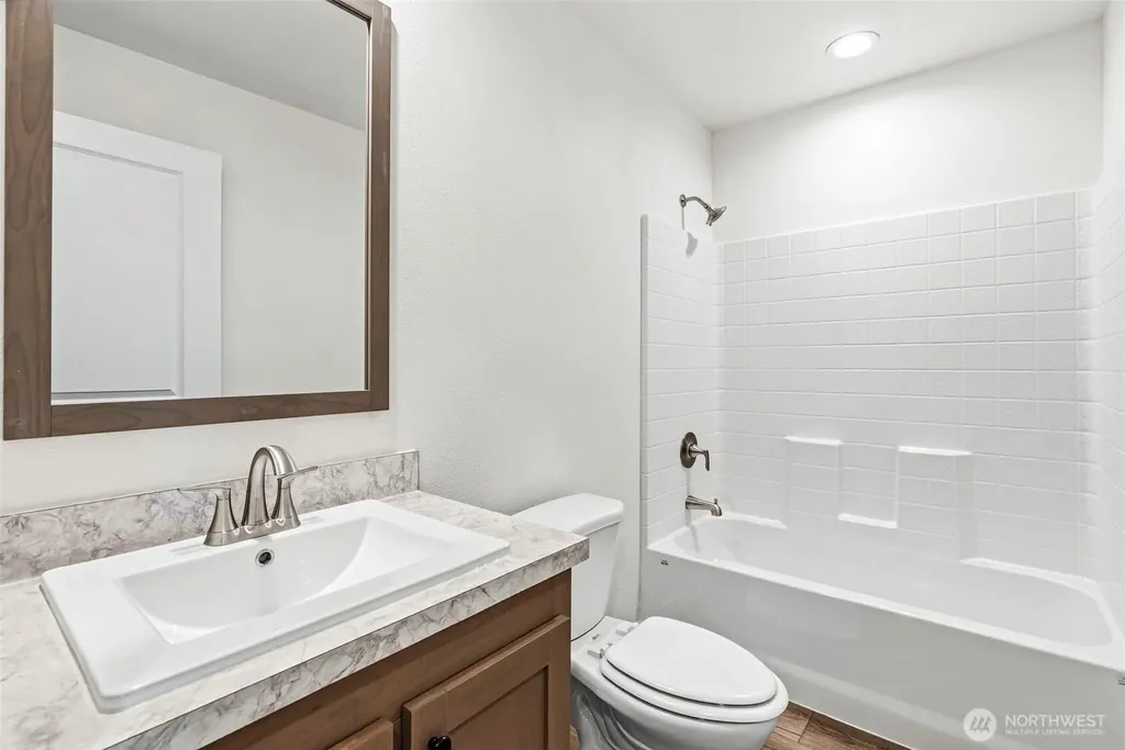 112 Noreen Lane Kelso WA 98626