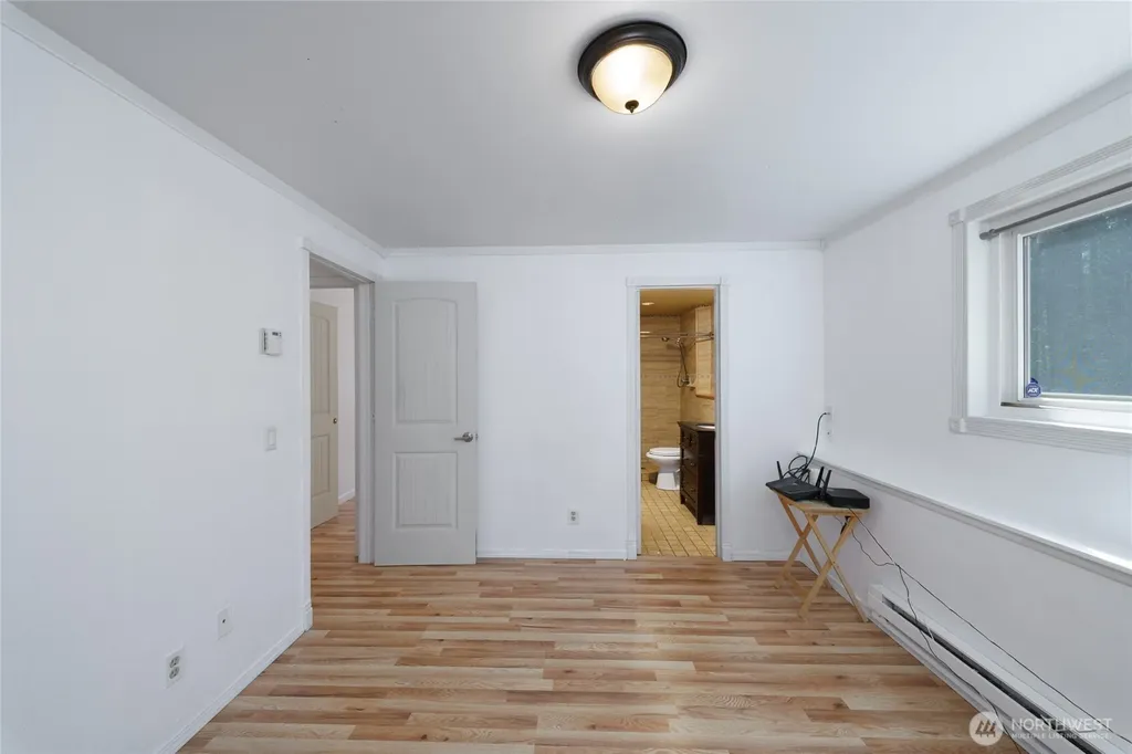 1074 N Estate Lane Oak Harbor WA 98277