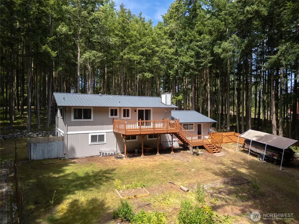 1074 N Estate Lane Oak Harbor WA 98277